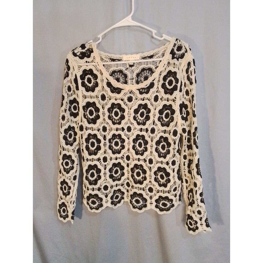 Adiva   black and white Crochet Sweater - Picture 5 of 8